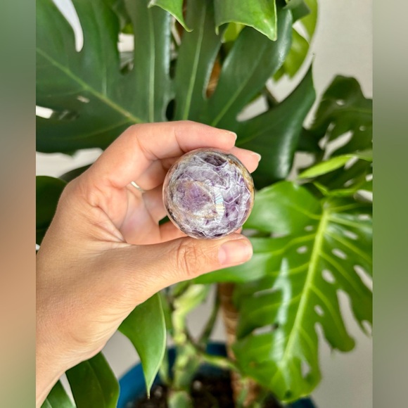 Chevron Amethyst Sphere - Picture 4 of 6